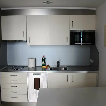 Cinc Balcons خيرونا